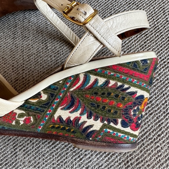 Vintage La Belle Originals Patterned Wedge Sandals - Picture 3 of 9